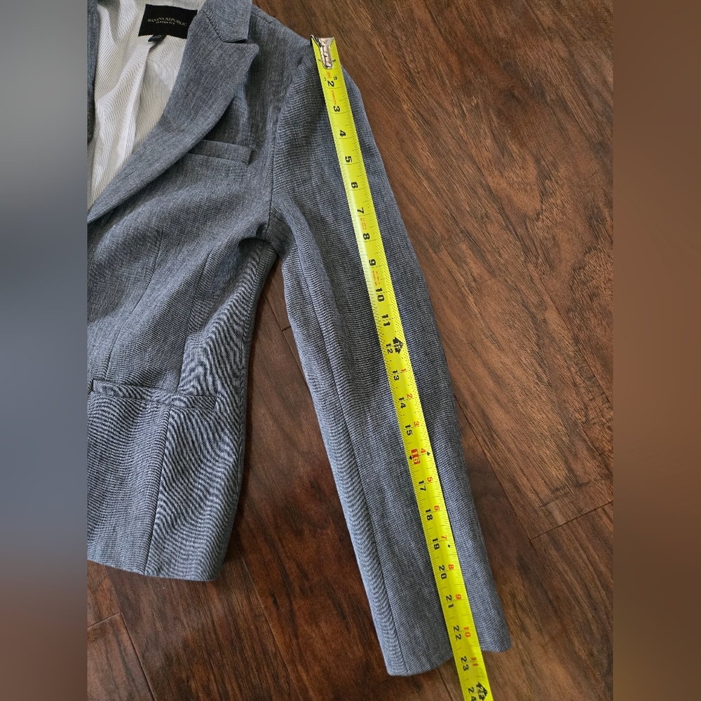 Banana Republic Classic Fit Gray Single Button Blazer Size 0 - Picture 9 of 10